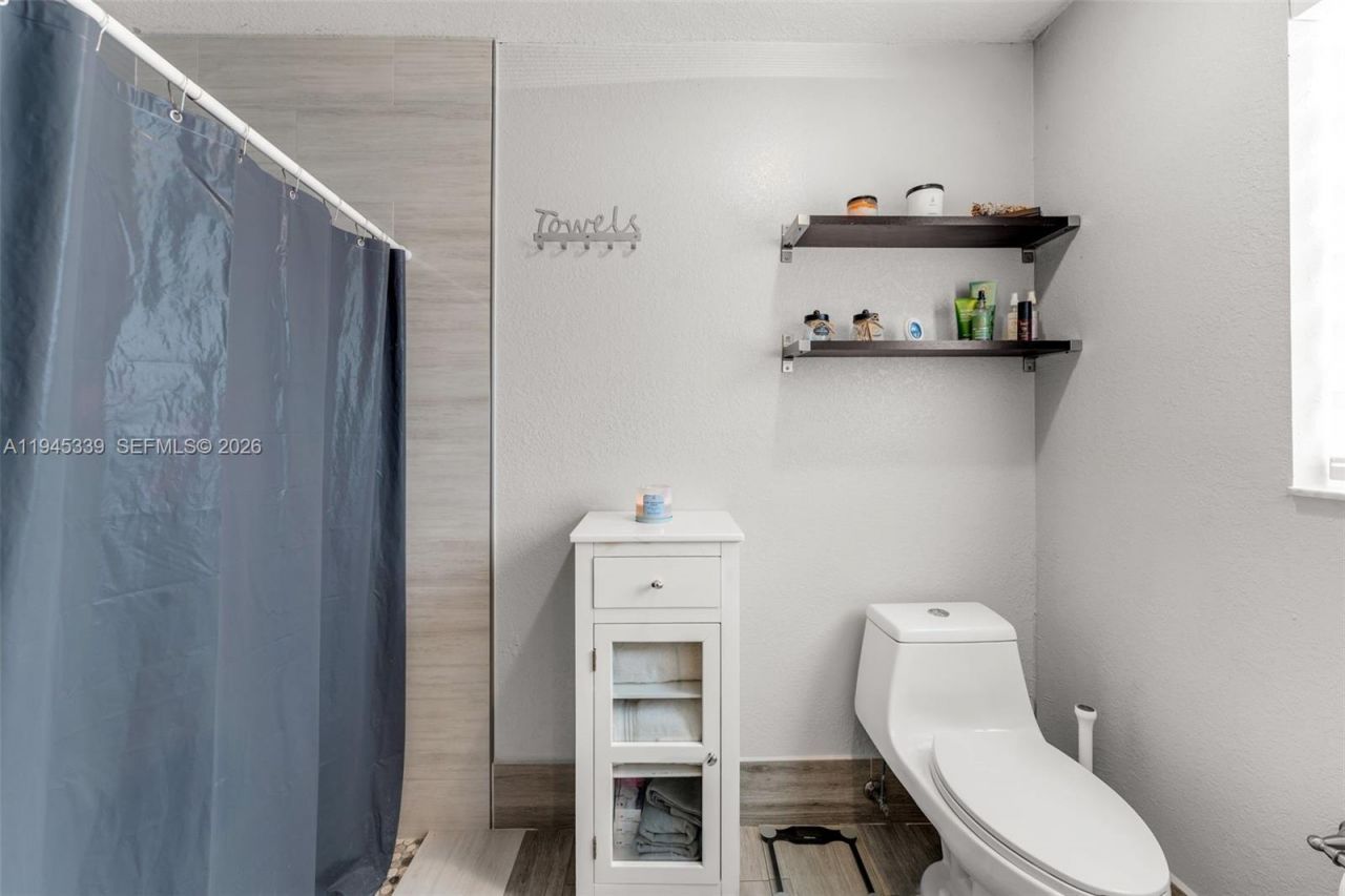 1747 N Goldeneye Ln , Homestead, FL 33035 Photo