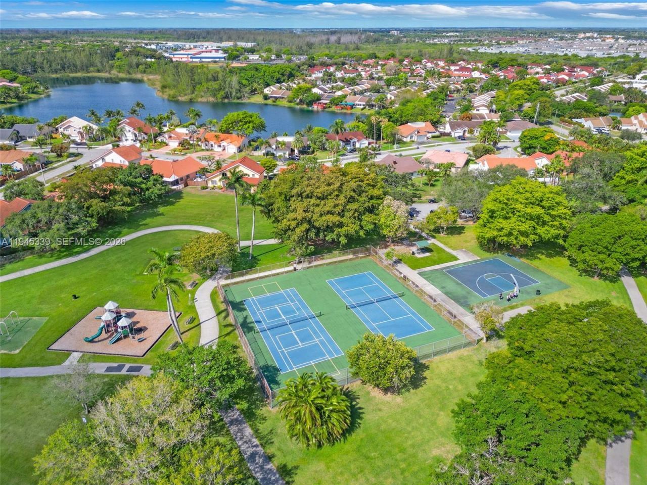 1747 N Goldeneye Ln , Homestead, FL 33035 Photo