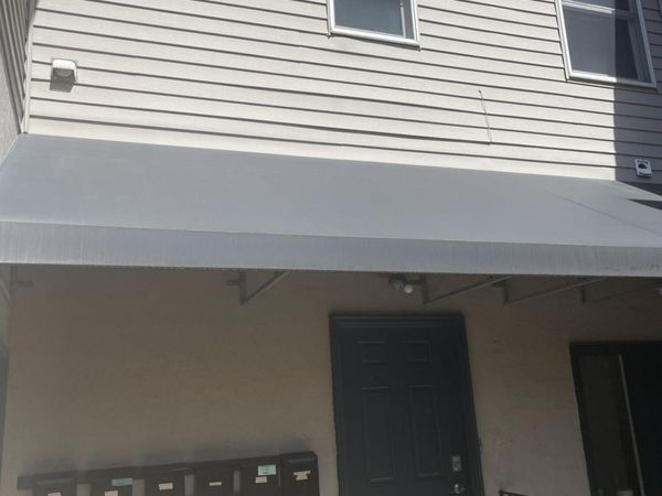 210 W 6th Street, Unit 1, Royal Oak, MI 48067