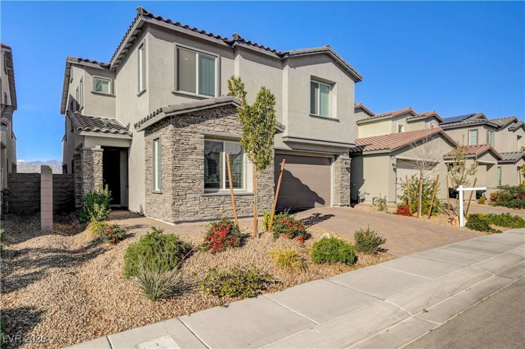 7061 Range Valley Street, North Las Vegas, NV 89084 Main Photo