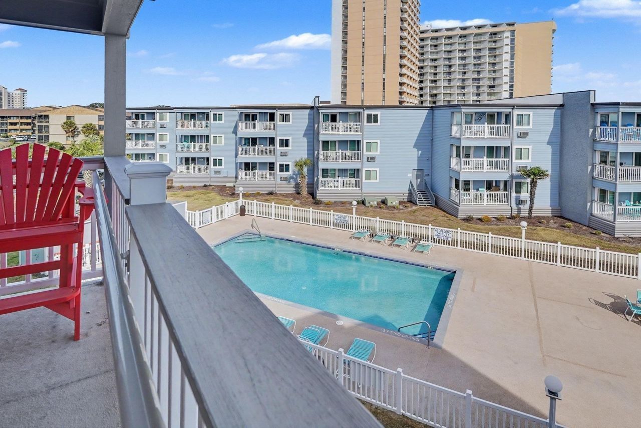 9530 Shore Dr. Photo 20