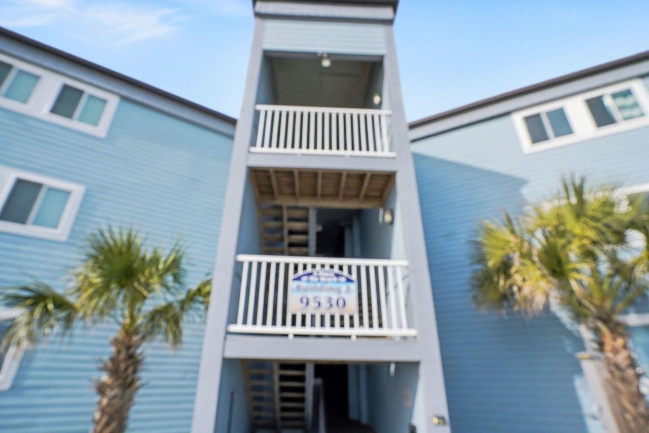 9530 Shore Dr. Photo 22