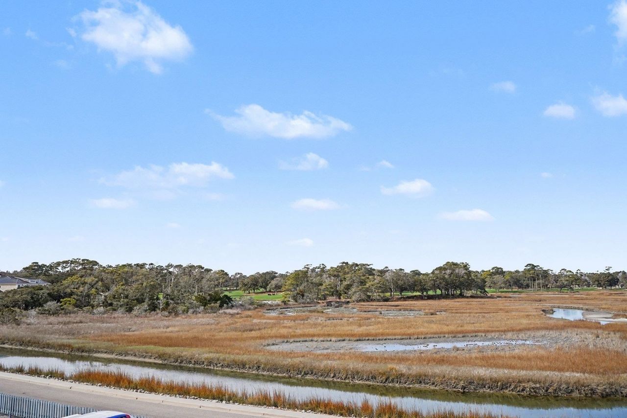 9530 Shore Dr. Photo 28