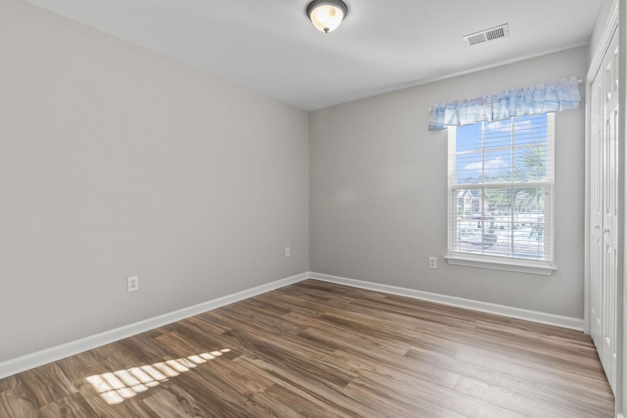 21 Pistachio Loop Photo 11