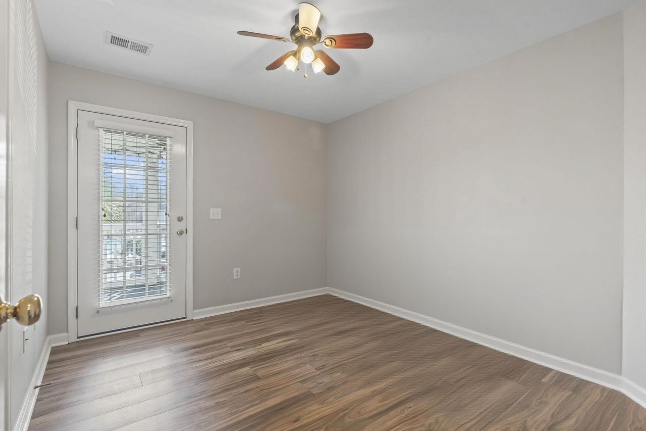 21 Pistachio Loop Photo 13