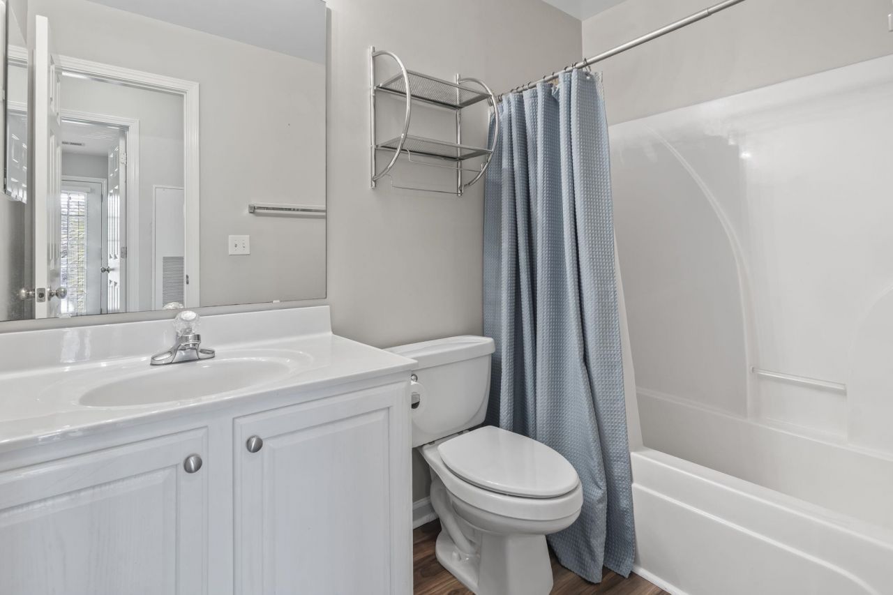 21 Pistachio Loop Photo 19