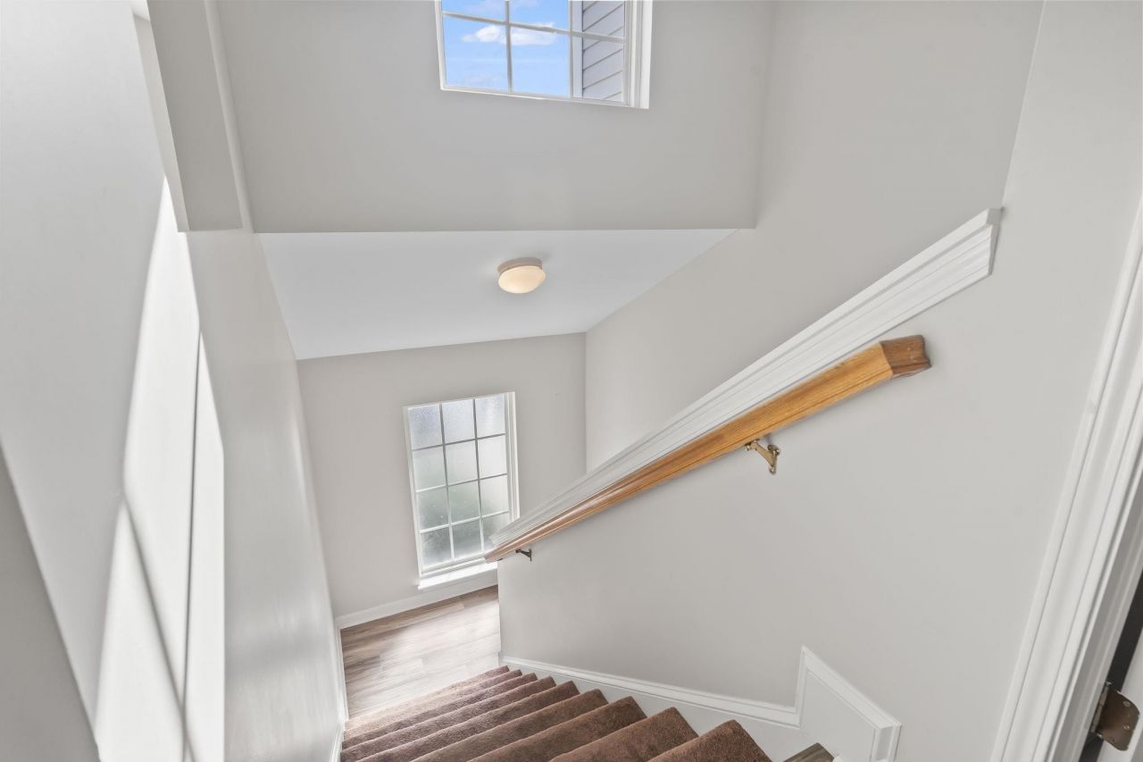 21 Pistachio Loop Photo 20