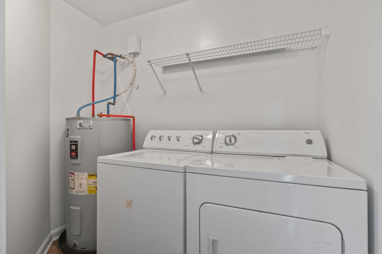 21 Pistachio Loop Photo 20