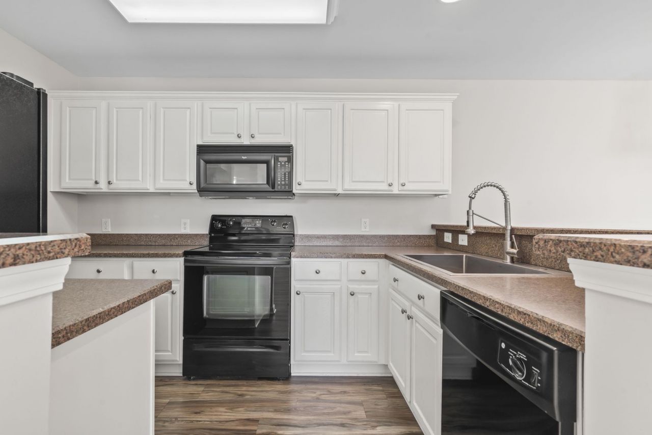 21 Pistachio Loop Photo 4