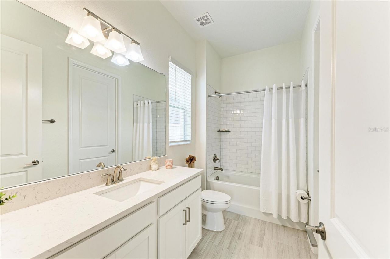 12208 Violet Jasper Drive, Parrish, FL 34219 Photo