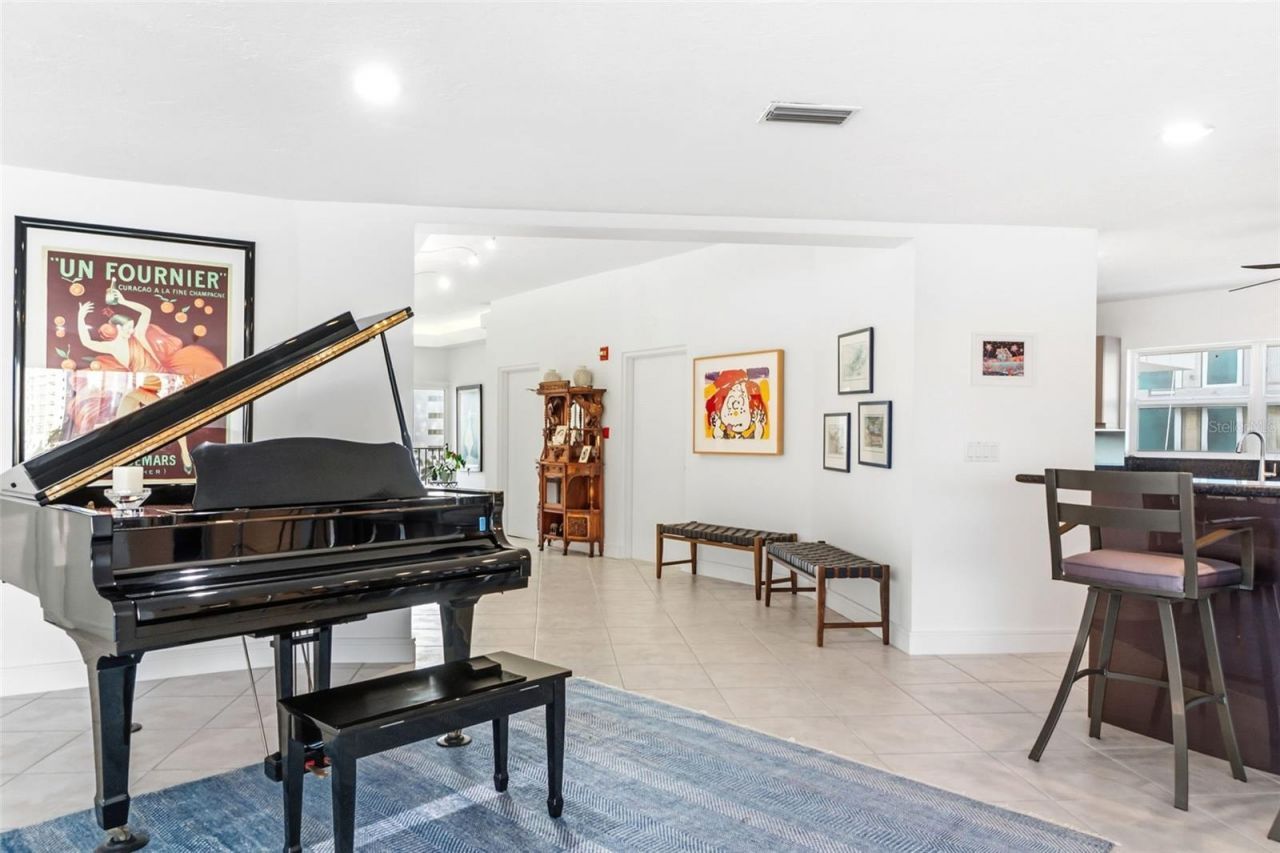 660 Golden Gate Point, Unit 61, Sarasota, FL 34236 Photo