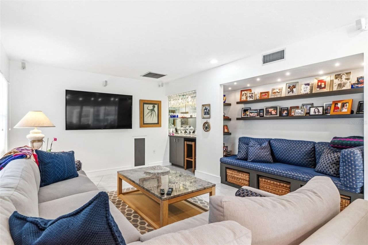 660 Golden Gate Point, Unit 61, Sarasota, FL 34236 Photo