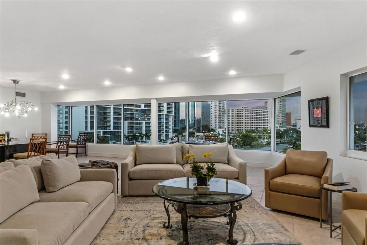 660 Golden Gate Point, Unit 61, Sarasota, FL 34236 Photo