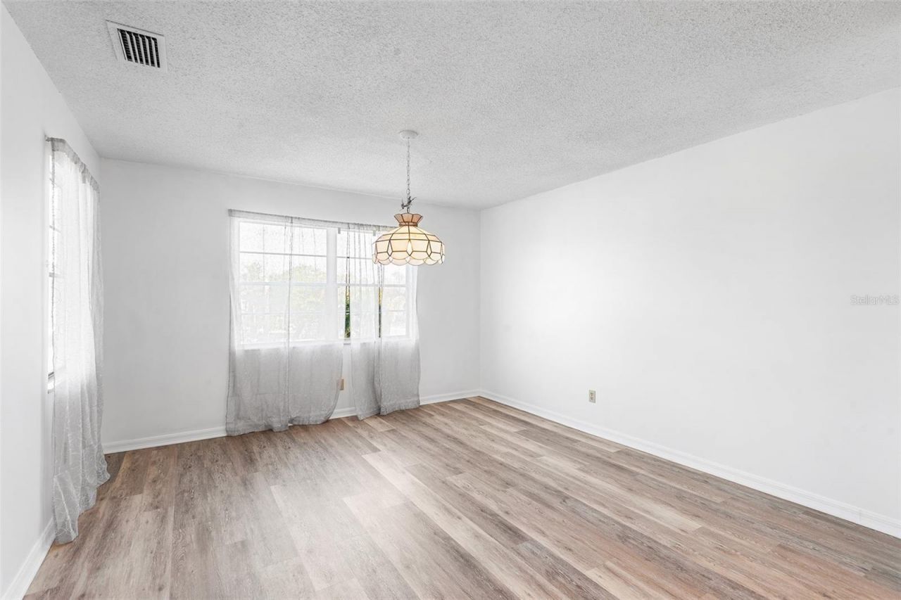 5296 66th Way N, Saint Petersburg, FL 33709 Photo