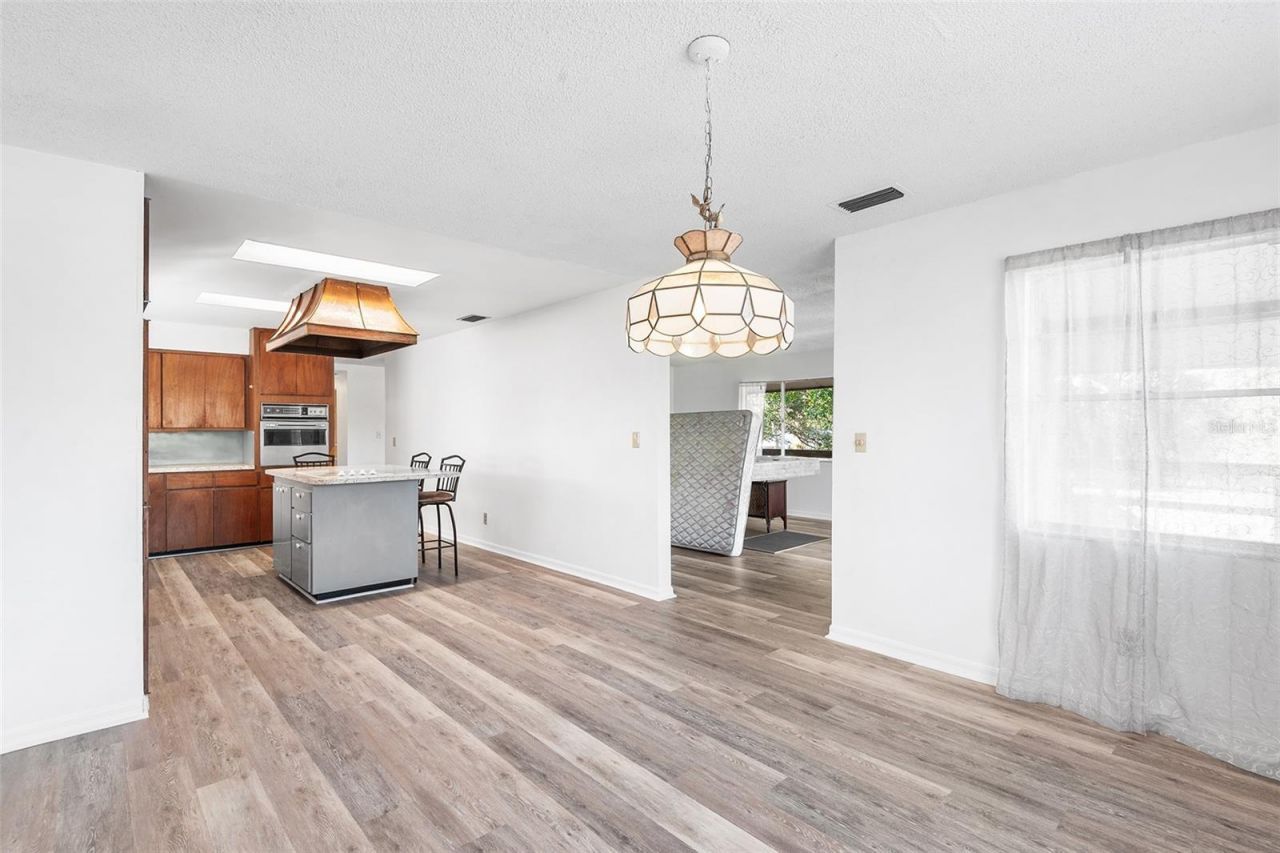 5296 66th Way N, Saint Petersburg, FL 33709 Photo