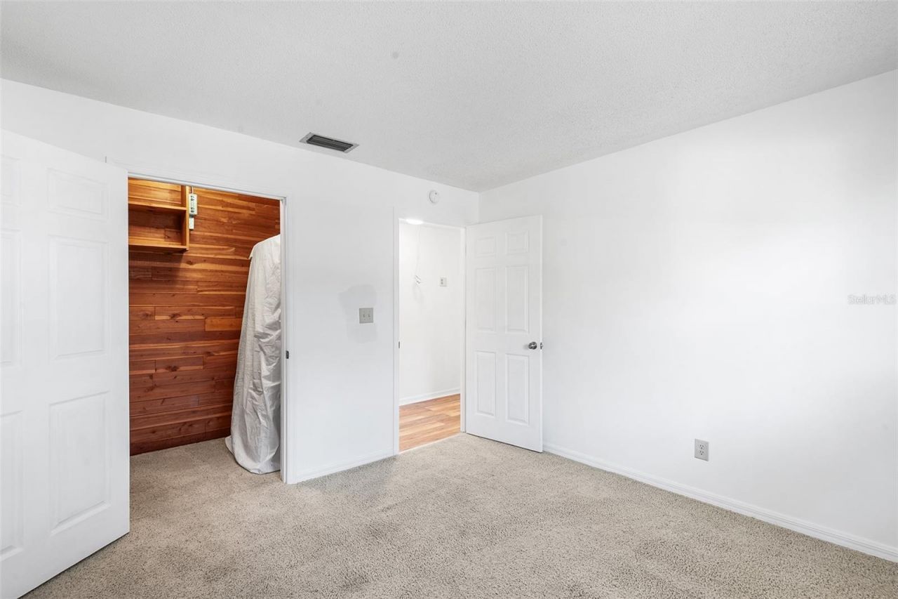 5296 66th Way N, Saint Petersburg, FL 33709 Photo