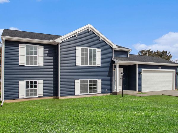 13759 Quincy Street, Holland, MI 49424