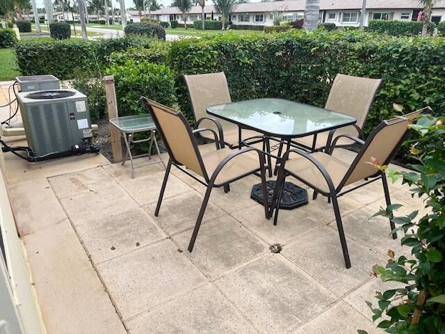 2842 Crosley Drive W, Unit D, West Palm Beach, FL 33415 Photo