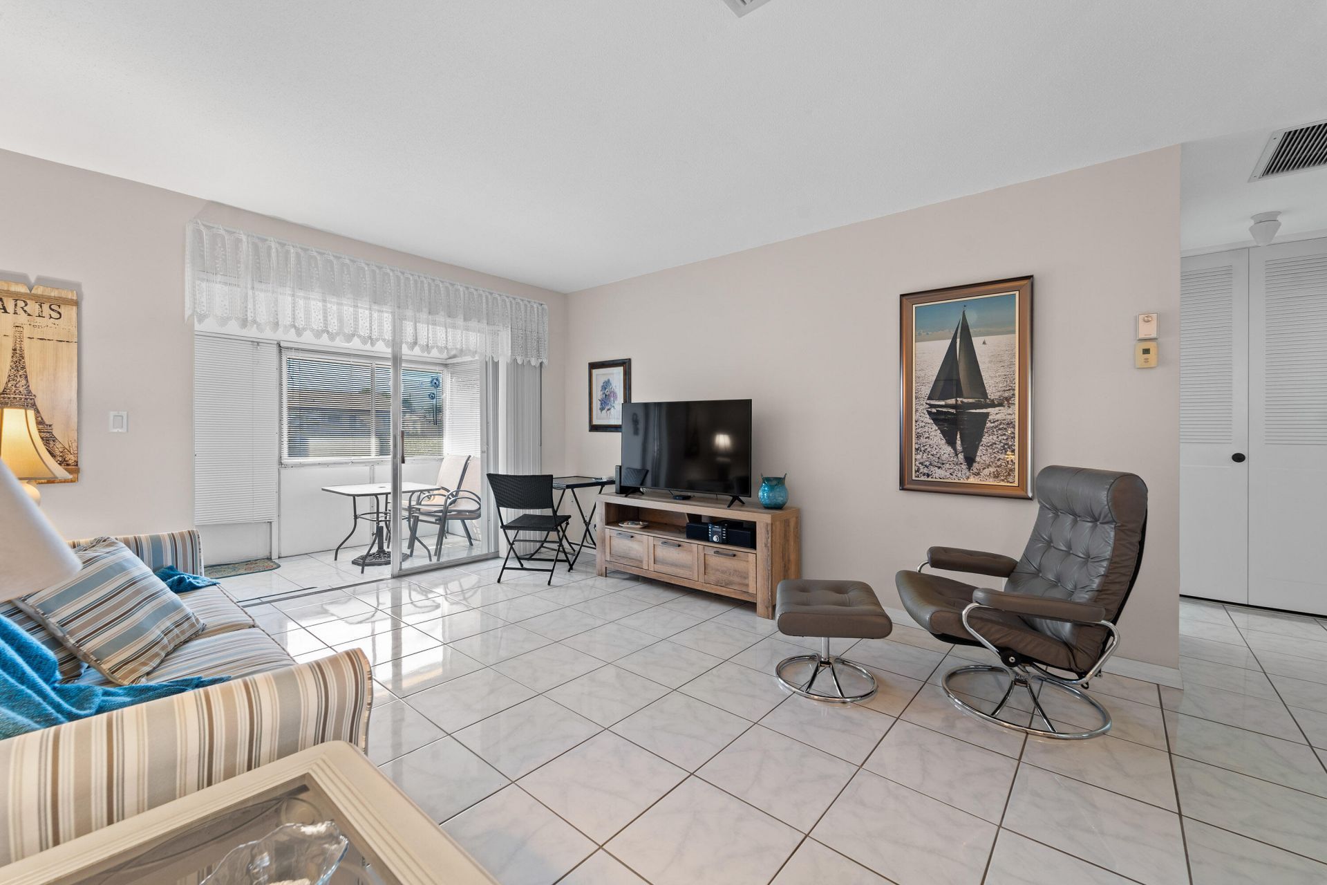 2842 Crosley Drive W, Unit D, West Palm Beach, FL 33415 Photo