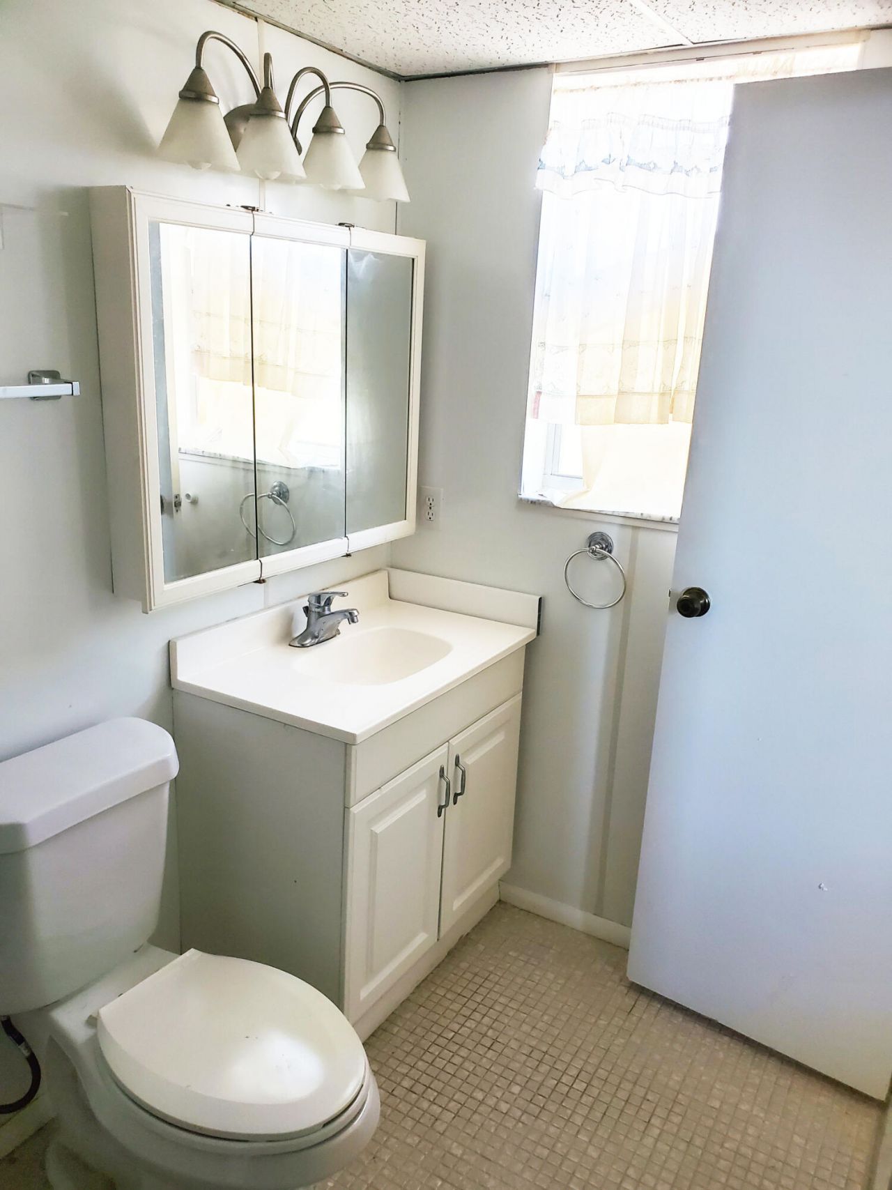 2811 Somerset Drive, Unit 404, Lauderdale Lakes, FL 33311 Photo