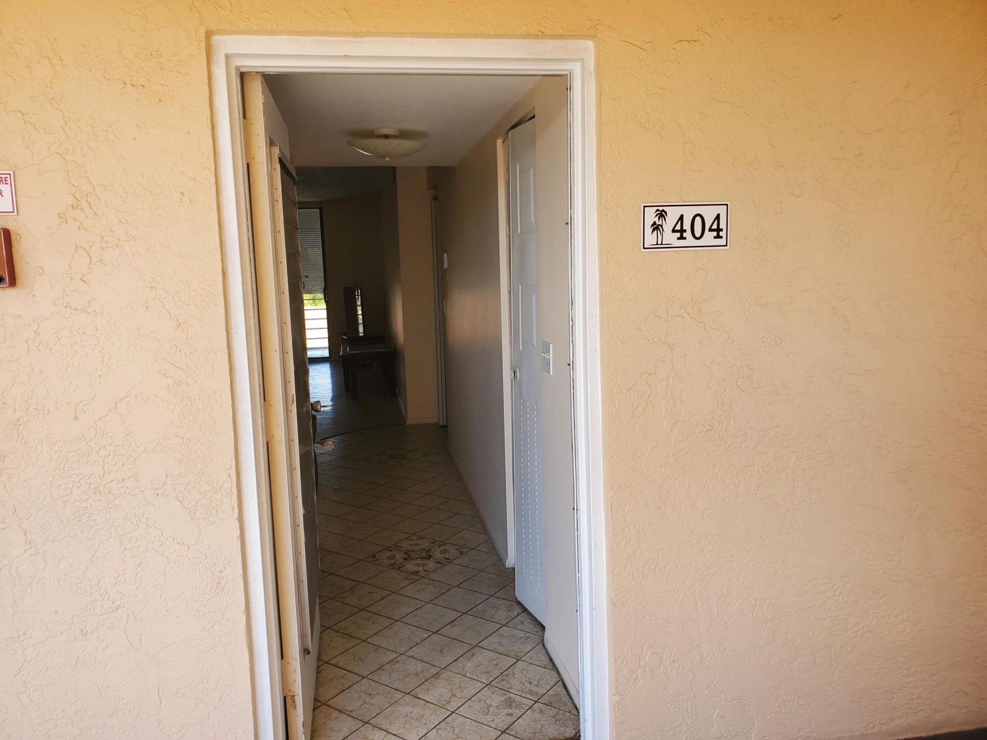 2811 Somerset Drive, Unit 404, Lauderdale Lakes, FL 33311 Photo