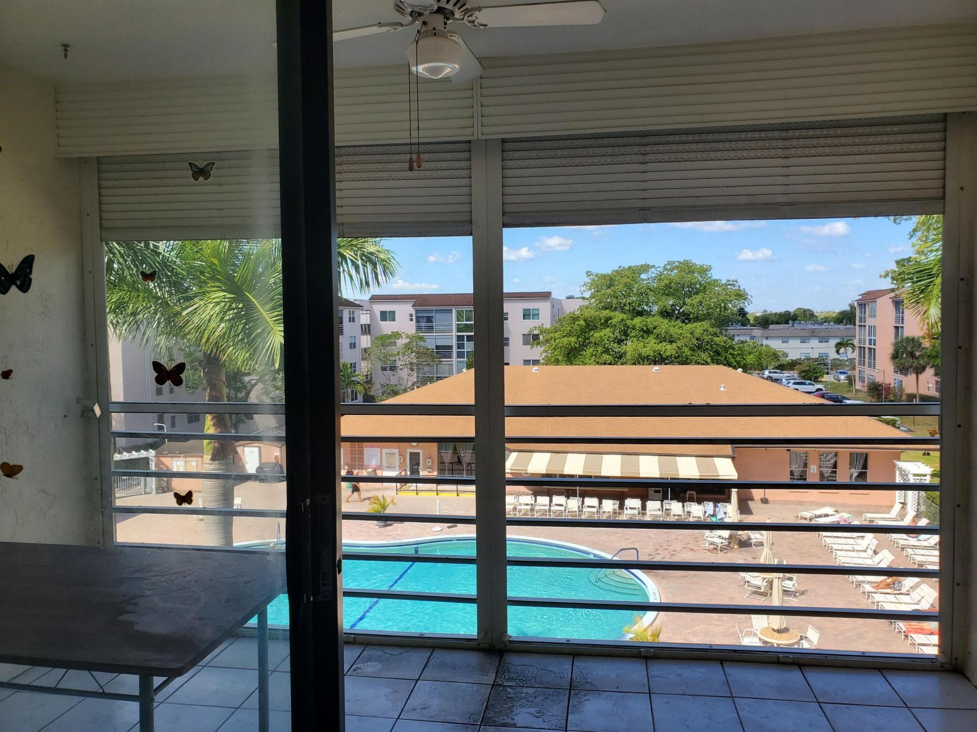 2811 Somerset Drive, Unit 404, Lauderdale Lakes, FL 33311 Photo