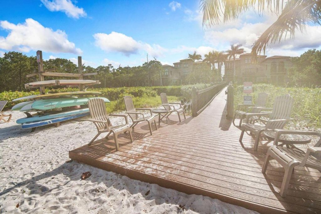 120 Via Villagio, Hypoluxo, FL 33462 Photo