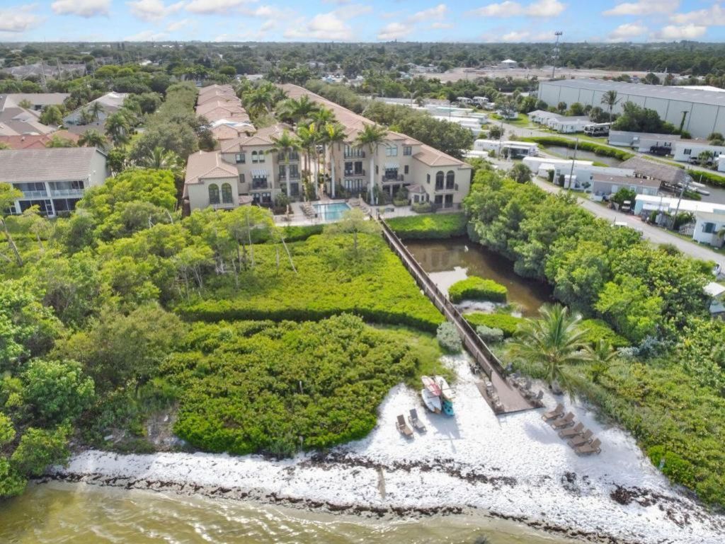 120 Via Villagio, Hypoluxo, FL 33462 Photo