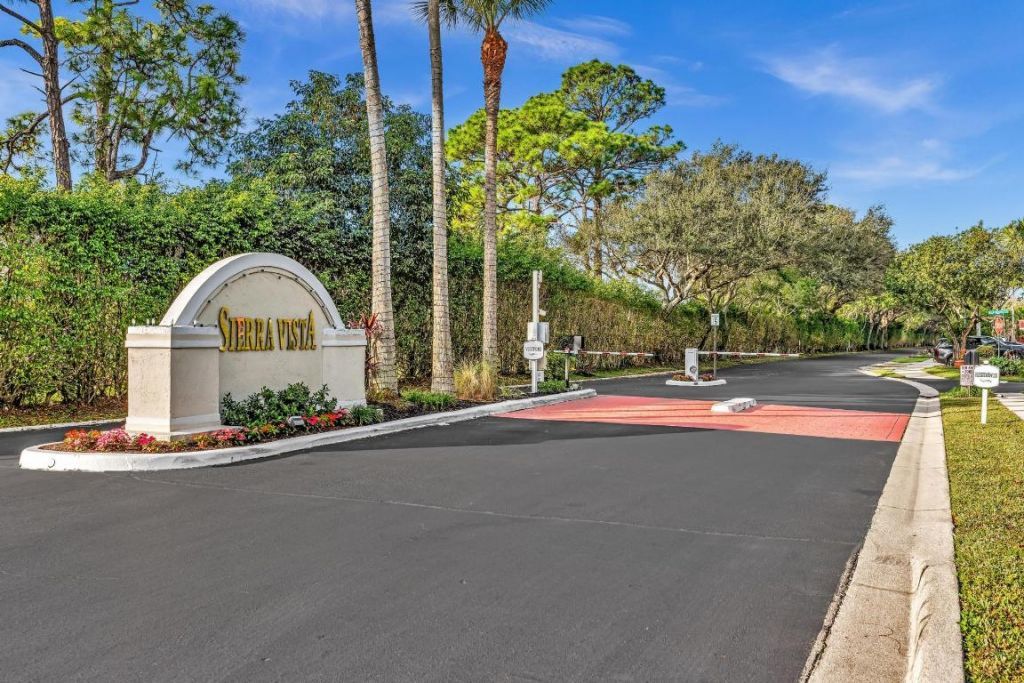 5104 N La Sedona Circle, Delray Beach, FL 33484 Photo
