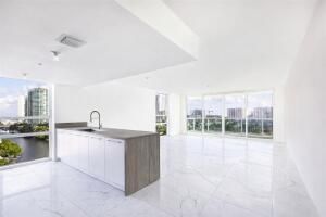 400 Sunny Isles Boulevard, Unit 1022s, Sunny Isles Beach, FL 33160 Photo