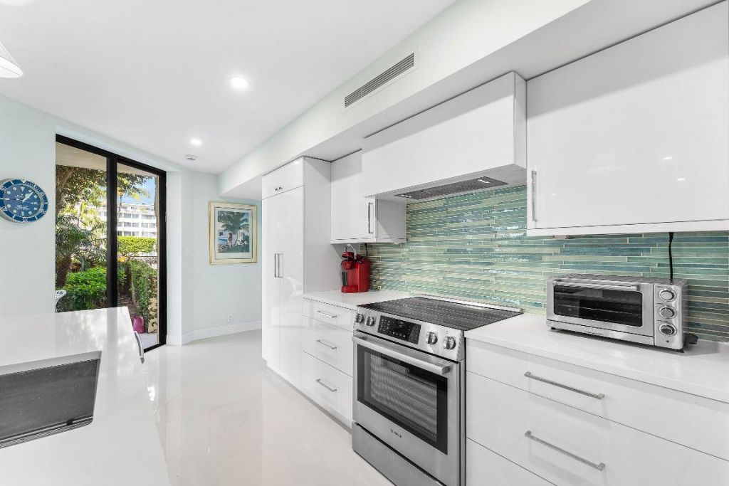 2778 S Ocean Boulevard, Unit 107s, Palm Beach, FL 33480 Photo