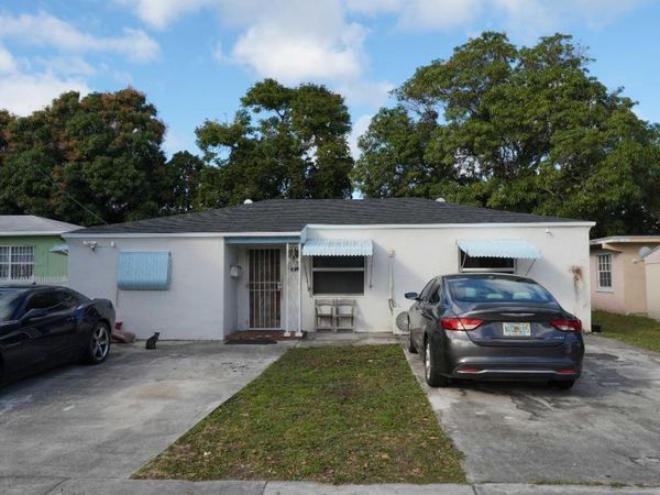 625 NE 130th Street, North Miami, FL 33161