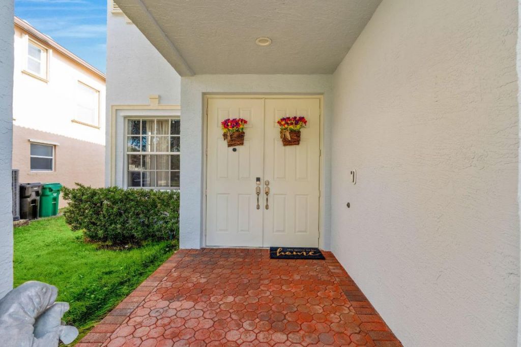 11704 SW Bennington Circle, Port Saint Lucie, FL 34987 Photo