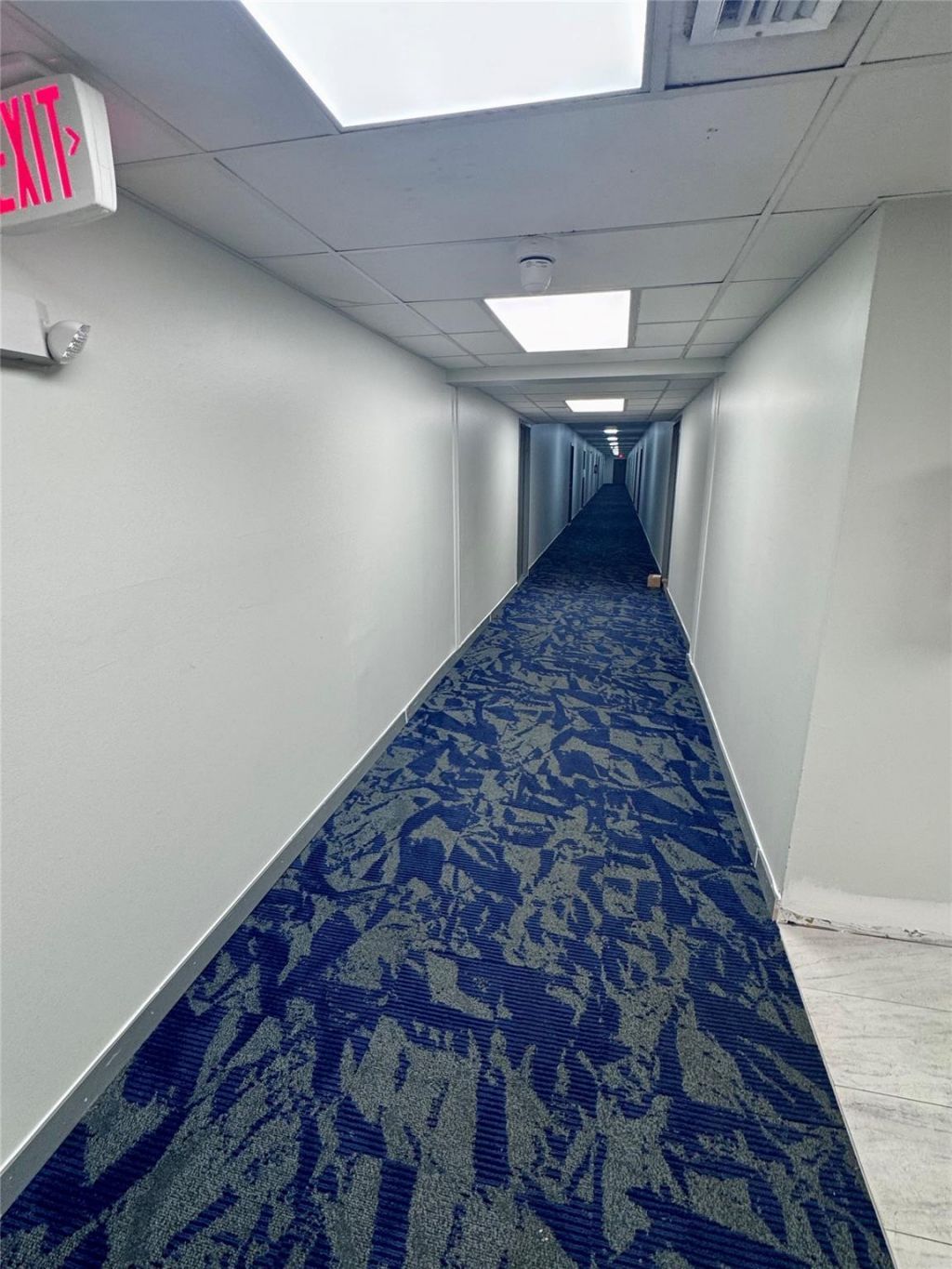 701 Three Islands Boulevard, Unit 215, Hallandale Beach, FL 33009 Photo
