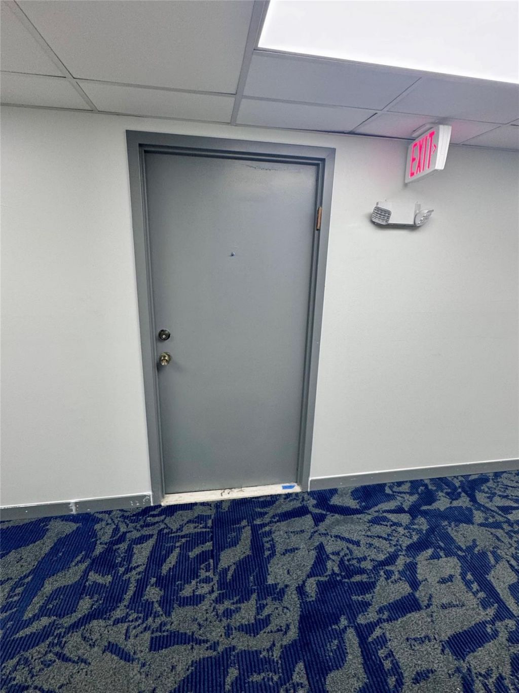 701 Three Islands Boulevard, Unit 215, Hallandale Beach, FL 33009 Photo