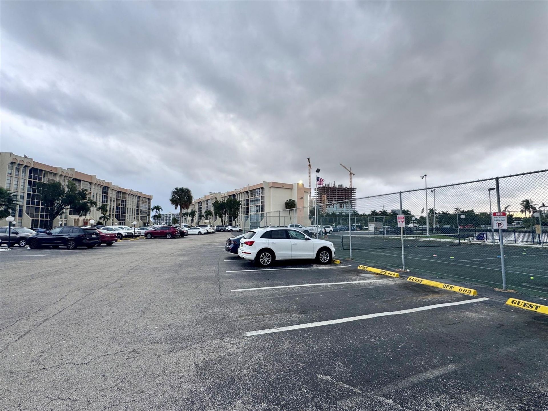 701 Three Islands Boulevard, Unit 215, Hallandale Beach, FL 33009 Photo