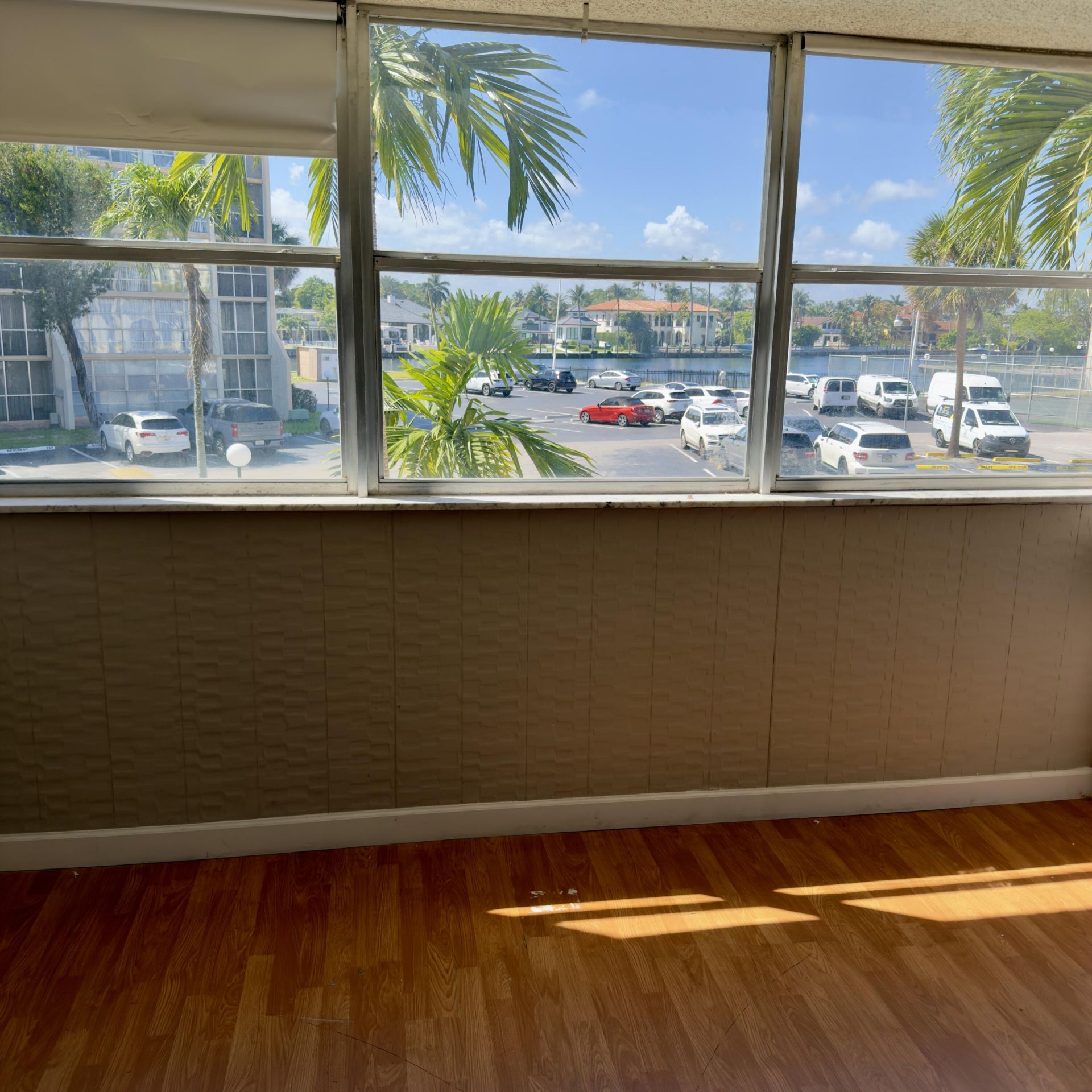 701 Three Islands Boulevard, Unit 215, Hallandale Beach, FL 33009 Photo