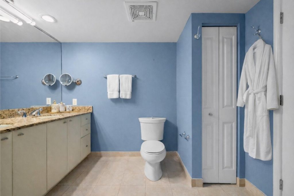 600 W Las Olas Boulevard, Unit 1708, Fort Lauderdale, FL 33312 Photo