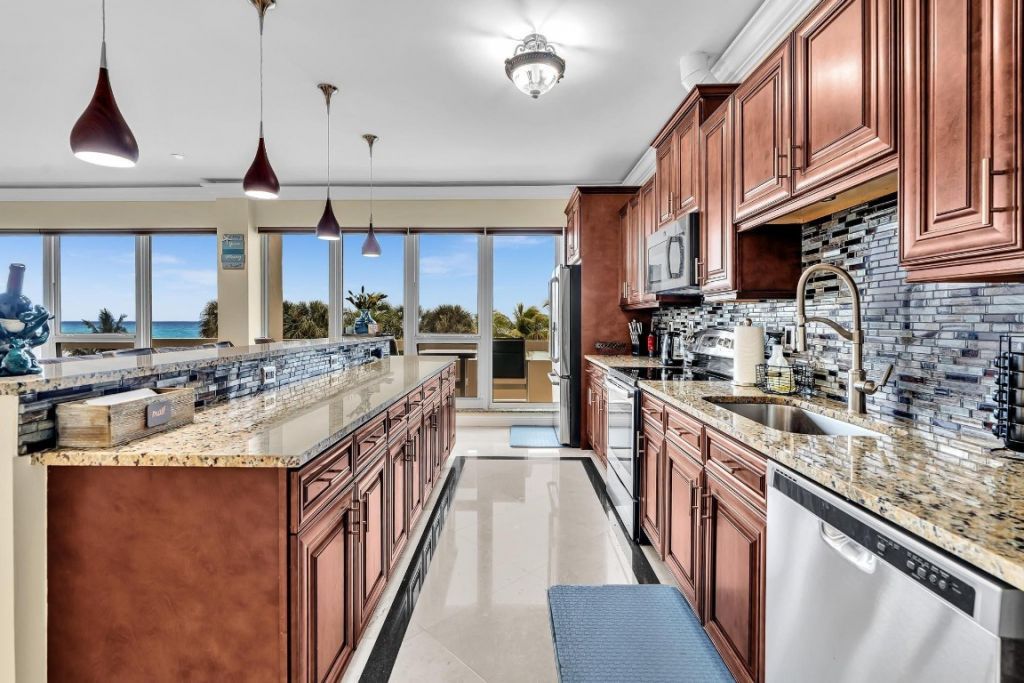 4020 Galt Ocean Dr, Unit 111, Fort Lauderdale, FL 33308 Photo