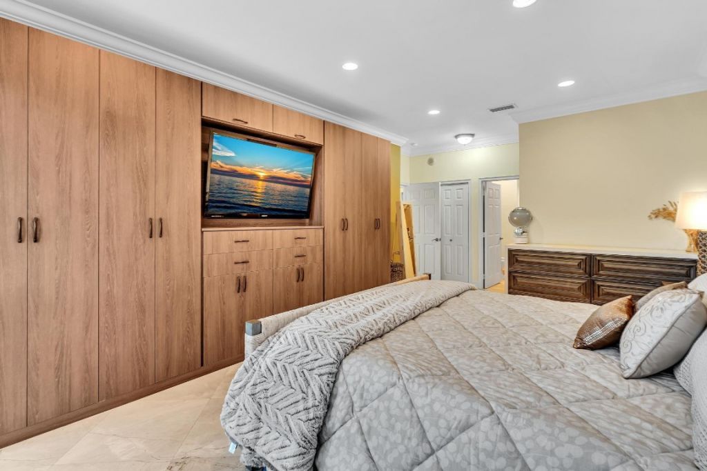 4020 Galt Ocean Dr, Unit 111, Fort Lauderdale, FL 33308 Photo