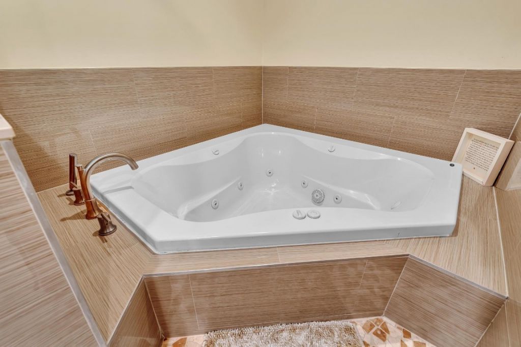 4020 Galt Ocean Dr, Unit 111, Fort Lauderdale, FL 33308 Photo