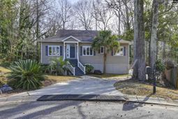 611 Clearview Court photo 4