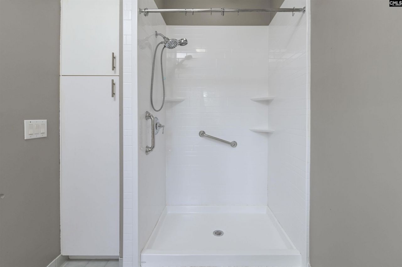 611 Clearview Court Photo 26