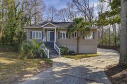 611 Clearview Court photo 4