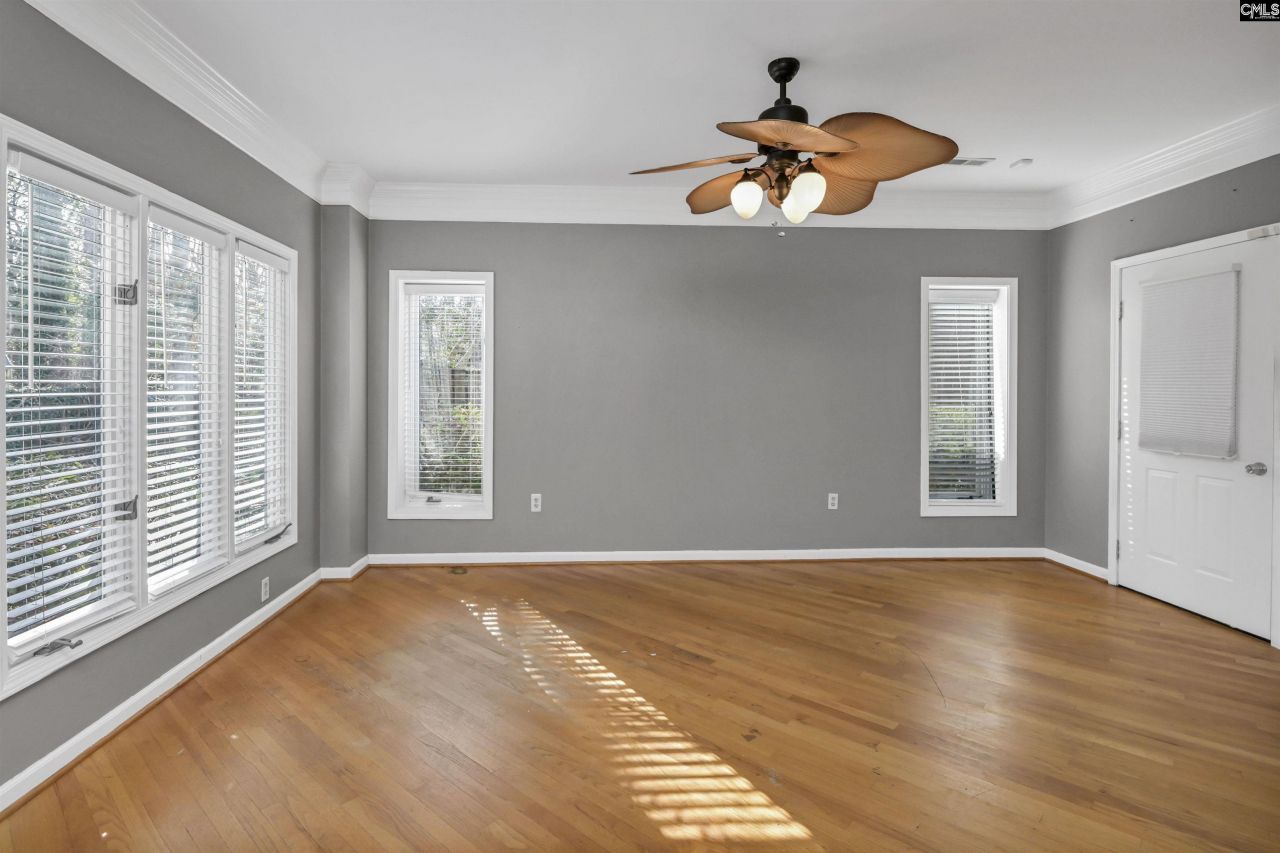 611 Clearview Court Photo 35