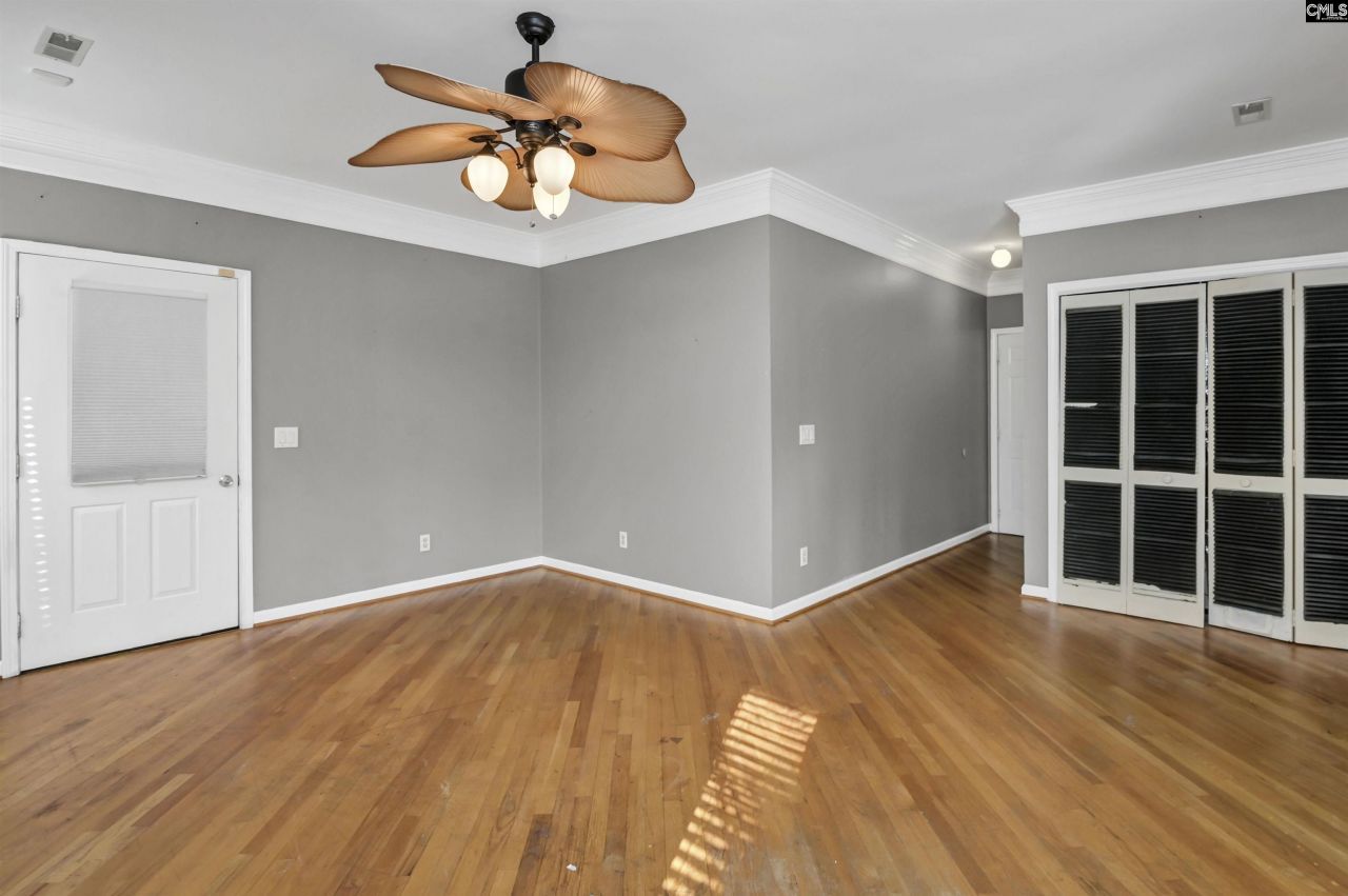 611 Clearview Court Photo 36