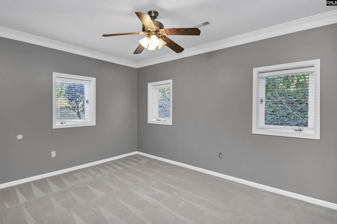 611 Clearview Court Photo 40