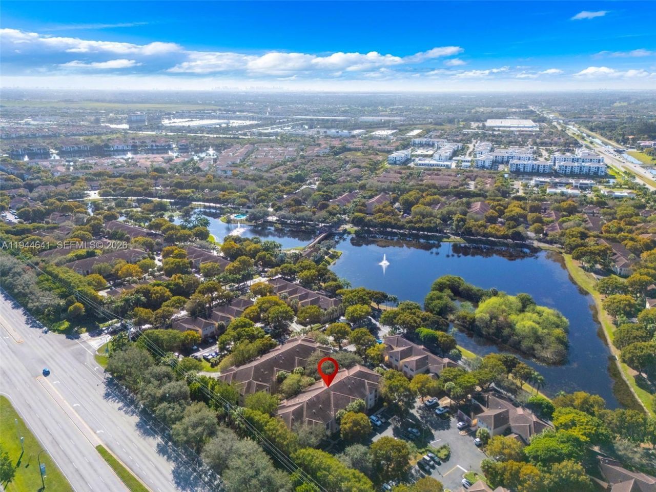 2457 Centergate Dr, Unit 306, Miramar, FL 33025 Photo