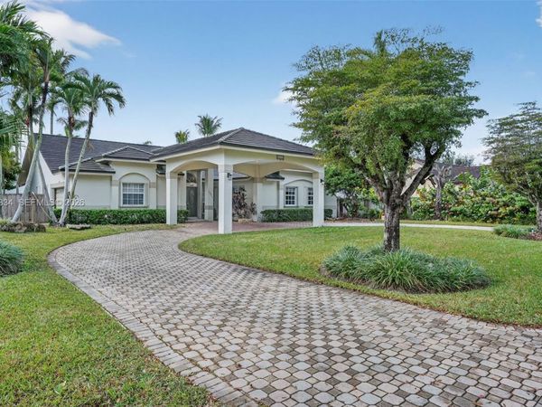 12200 SW 100th St, Miami, FL 33186