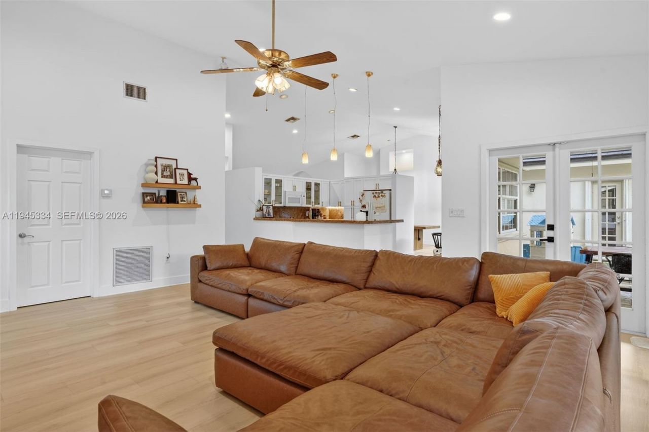 12200 SW 100th St, Miami, FL 33186 Photo